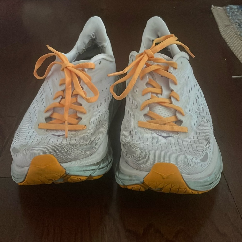 Clifton 8 Hoka One One Running shoes Blanc de blanc white womens, size 7.5